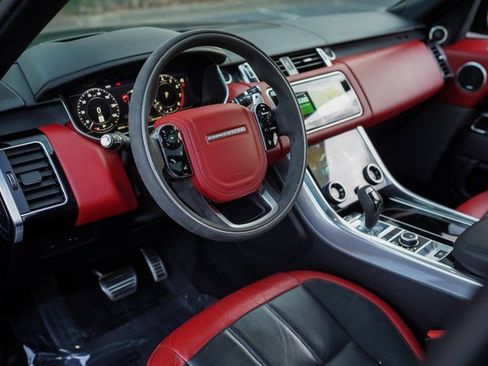Used 2020 Land Rover Range Rover Sport HST image 2