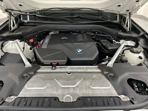 Used 2025 BMW X4 xDrive30i AWD/4WD image 28