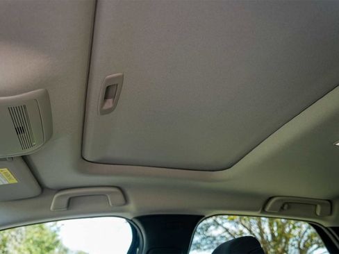 Used 2025 MAZDA CX-30 AWD 2.5 S w/ Premium Package image 22