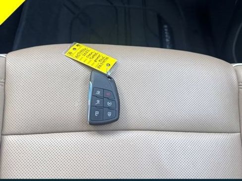 Used 2023 Chevrolet Tahoe Premier AWD/4WD image 37