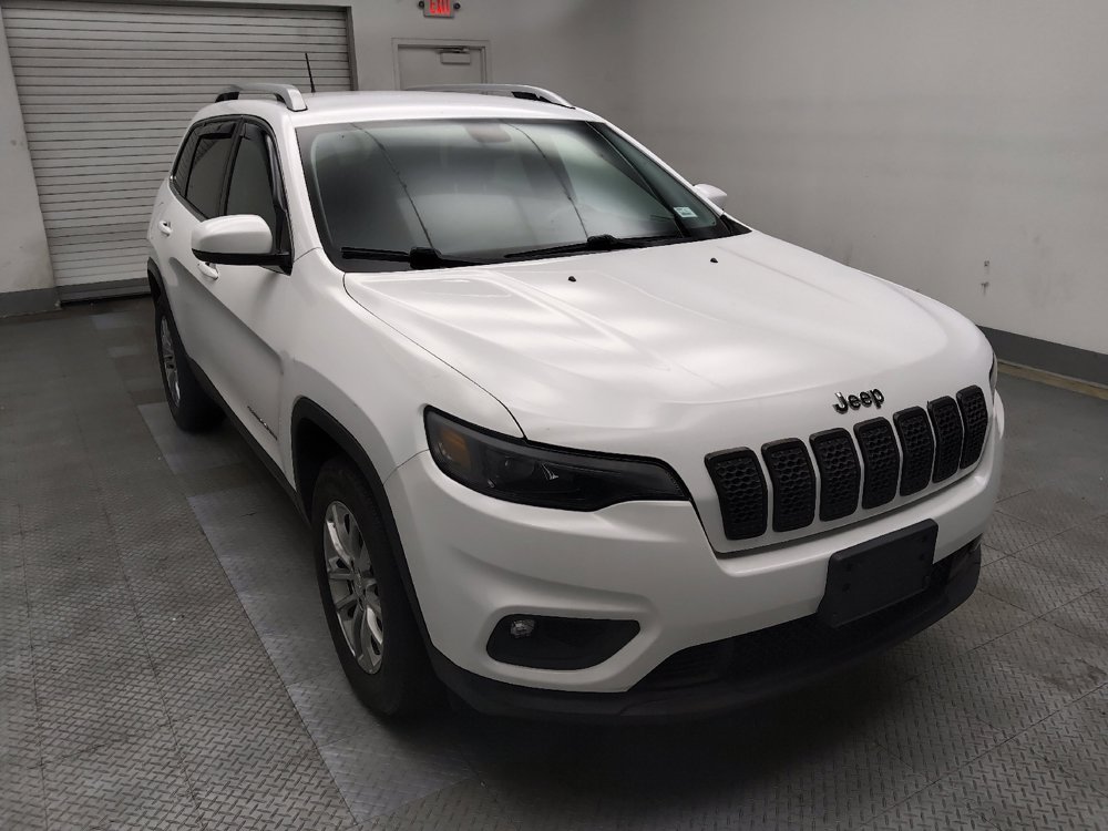 Used 2019 Jeep Cherokee Latitude Plus w/ Cold Weather Group AWD/4WD image 13