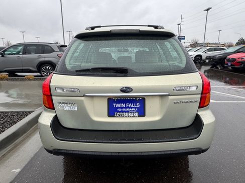 Used 2007 Subaru Outback 2.5i image 6
