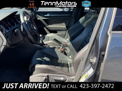 Used 2019 Volkswagen GTI SE image 10