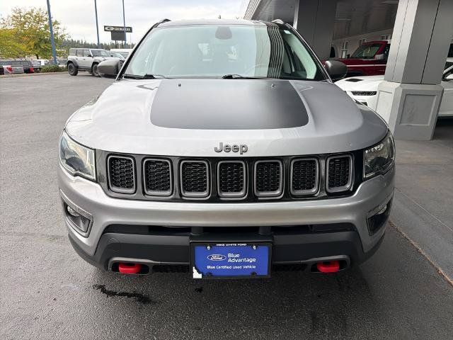 Used 2020 Jeep Compass Trailhawk AWD/4WD image 2