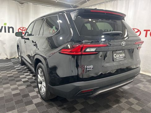 Used 2026 Toyota Grand Highlander Limited image 5
