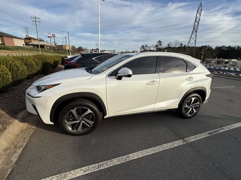 Used 2019 Lexus NX 300 FWD image 6