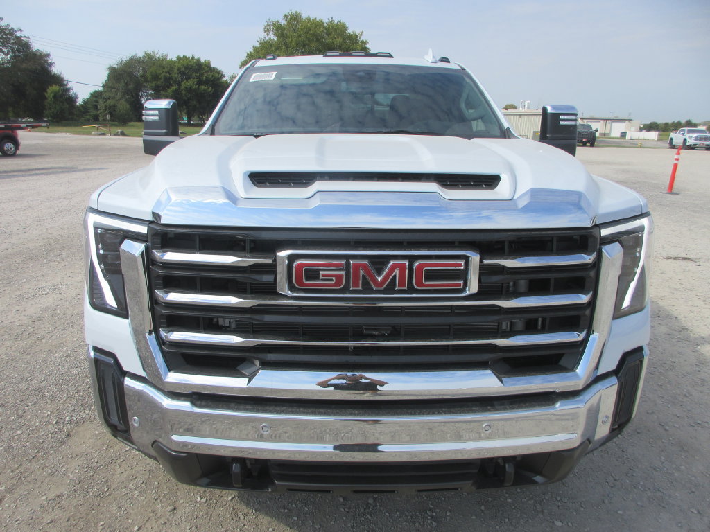 New 2026 GMC Sierra 3500 SLT w/ SLT Premium Package AWD/4WD image 12