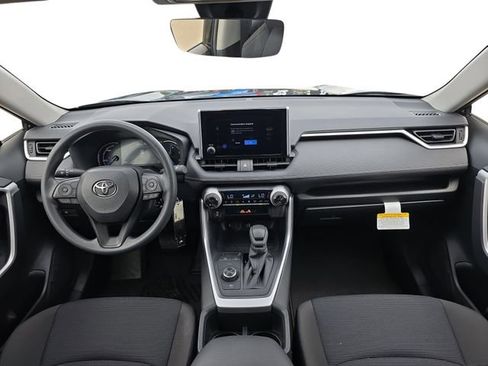 Used 2025 Toyota RAV4 LE AWD/4WD image 10