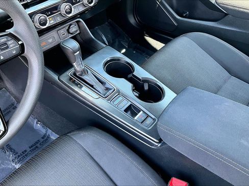 Used 2024 Honda Civic LX image 16