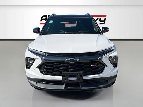 Used 2025 Chevrolet TrailBlazer RS w/ Convenience Package AWD/4WD image 2