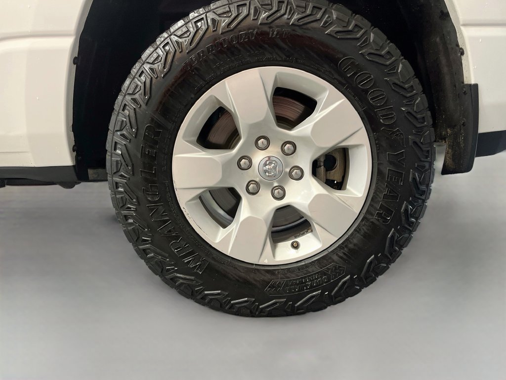 Used 2023 RAM 1500 Big Horn AWD/4WD image 31