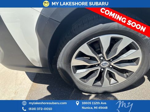 Used 2023 Subaru Outback Limited AWD/4WD image 4