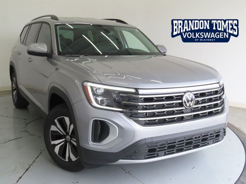 New 2026 Volkswagen Atlas SE image 1