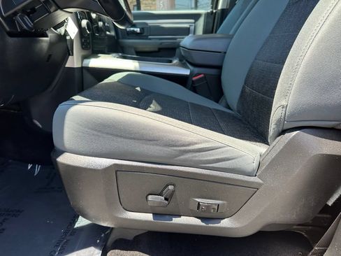 Used 2016 RAM 1500 Big Horn AWD/4WD image 12
