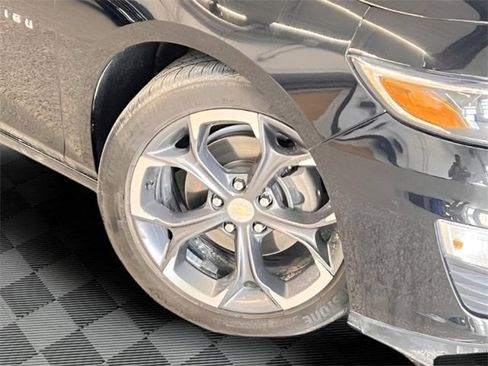 Used 2021 Chevrolet Malibu LT image 25