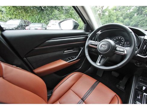 Certified 2025 MAZDA CX-50 Meridian Edition w/ Weather Package AWD/4WD image 6