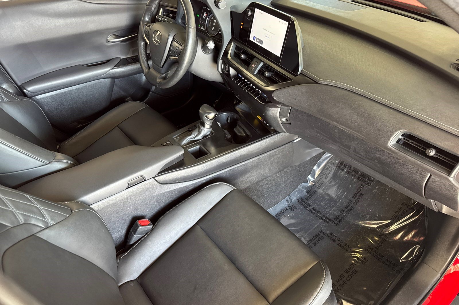 Used 2023 Lexus UX 250h FWD w/ Accessory Package (Z1) image 32