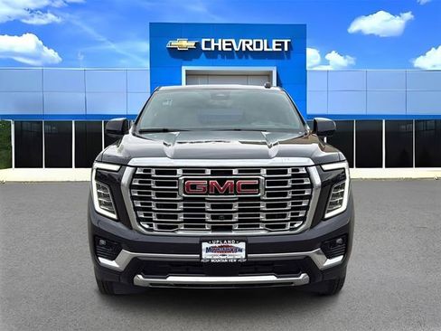 Certified 2025 GMC Yukon XL Denali image 8