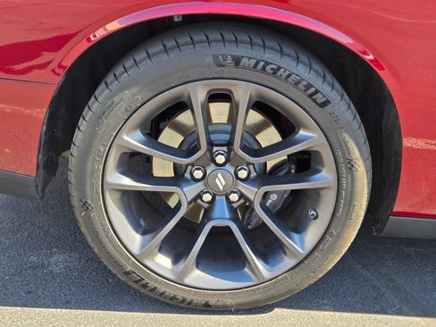 Used 2021 Dodge Challenger R/T Scat Pack RWD image 3