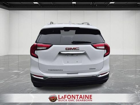 Used 2023 GMC Terrain SLT AWD/4WD image 4