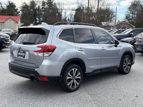 Used 2021 Subaru Forester Limited image 10