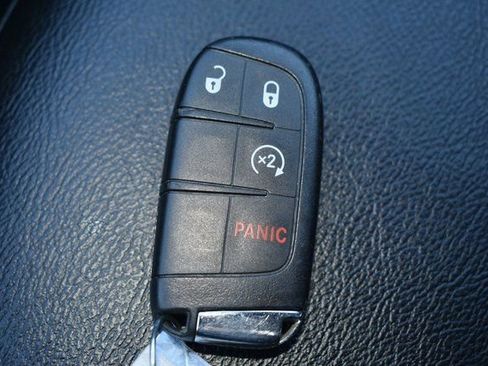 Used 2019 Jeep Compass Latitude w/ Popular Equipment Group image 30