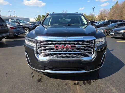 Used 2023 GMC Acadia Denali w/ Denali Technology Package image 2