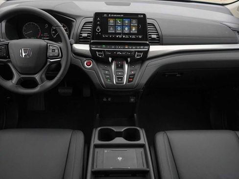 Certified 2026 Honda Odyssey EX-L image 10