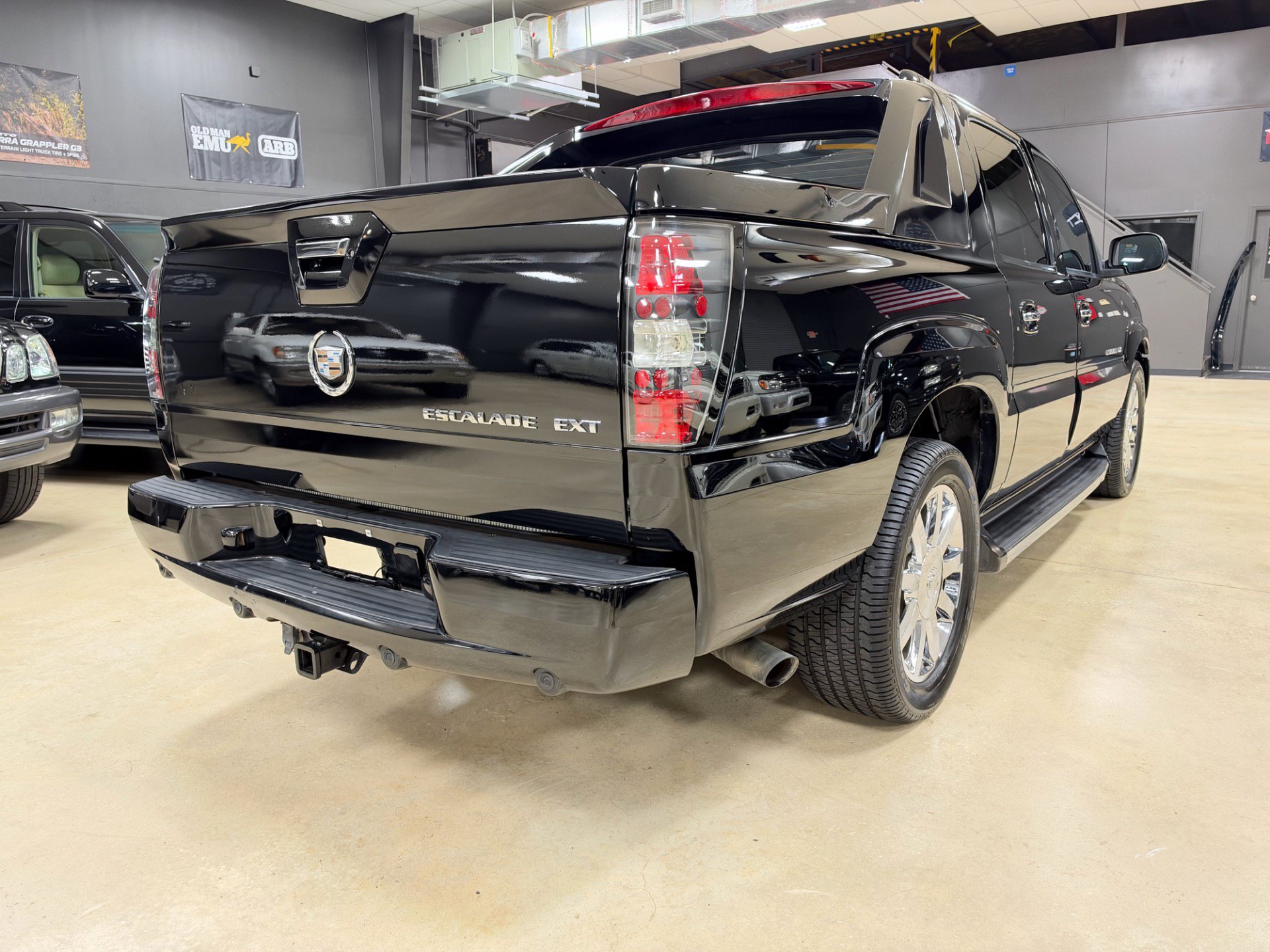 Used 2005 Cadillac Escalade EXT AWD/4WD image 8
