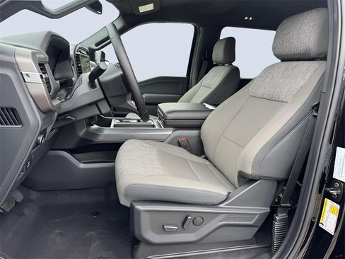 New 2025 Ford F150 XLT w/ Equipment Group 302A MID image 9