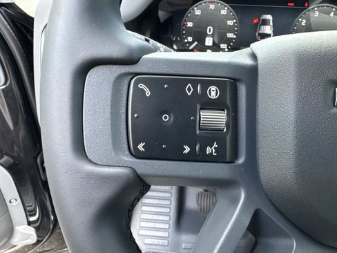 New 2026 Land Rover Defender 110 X-Dynamic SE AWD/4WD image 31