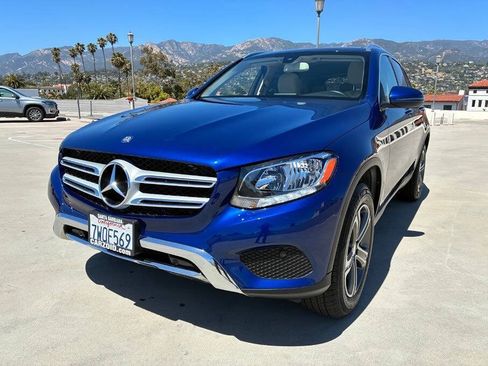 Used 2017 Mercedes-Benz GLC 300 image 2