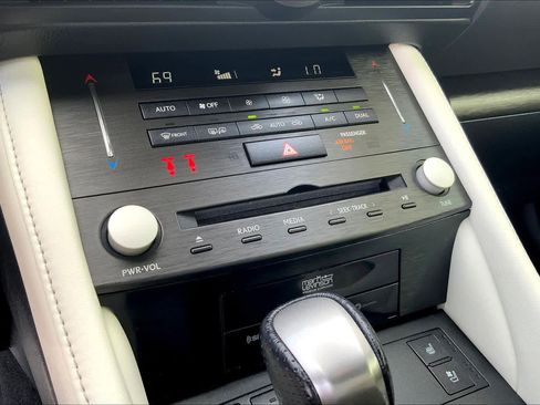 Used 2022 Lexus RC 350 F Sport image 33