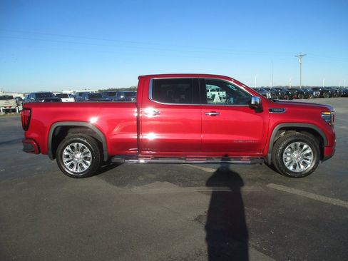 Certified 2023 GMC Sierra 1500 Denali image 4