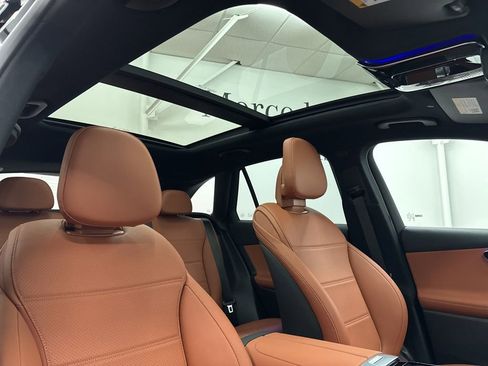 New 2026 Mercedes-Benz GLC 300 image 29