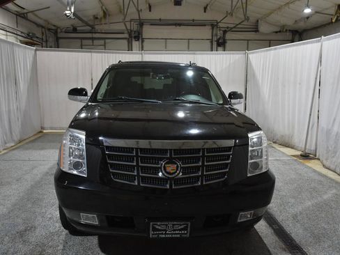 Used 2010 Cadillac Escalade ESV Premium AWD/4WD image 2