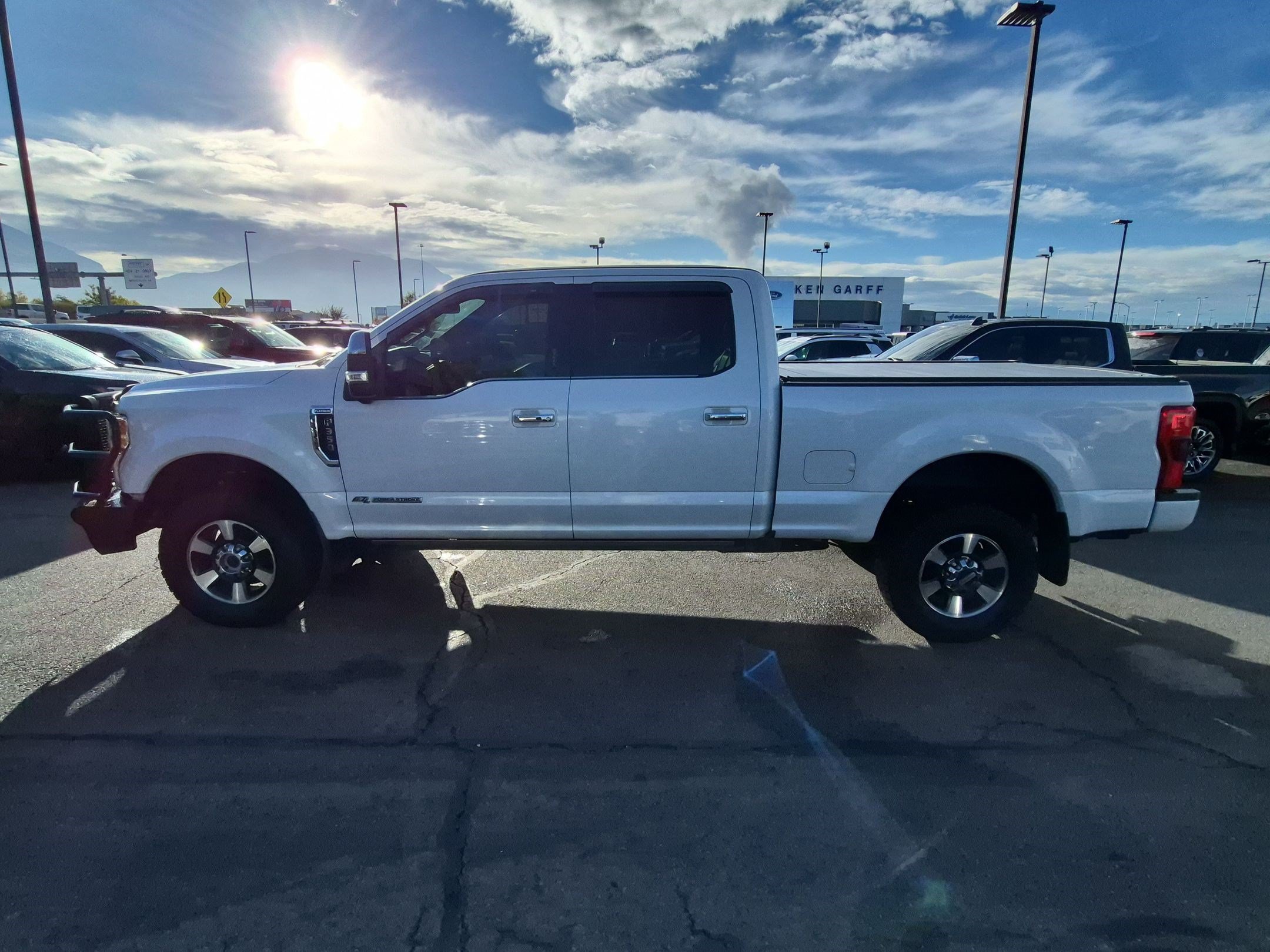 Used 2017 Ford F350 Platinum w/ Platinum Ultimate Package AWD/4WD image 9