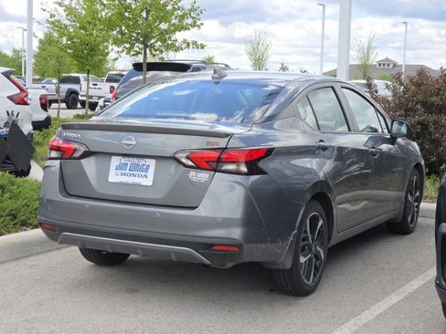 Used 2025 Nissan Versa SR w/ Trunk Package FWD image 8