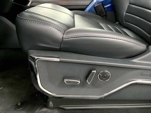 New 2025 Ford F150 Platinum w/ Equipment Group 702A High image 20