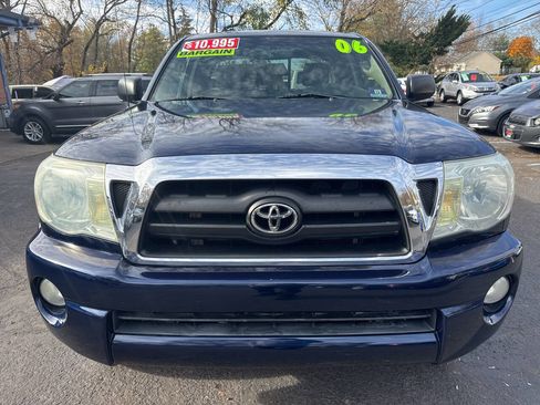 Used 2006 Toyota Tacoma 4x4 Access Cab V6 image 2