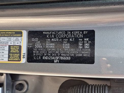 Used 2023 Kia Soul LX w/ LX Technology Package FWD image 27