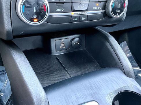 Used 2024 Ford Escape Active FWD image 33