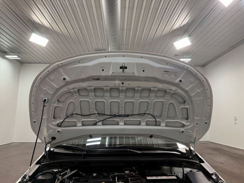 Used 2021 Toyota Corolla SE image 88