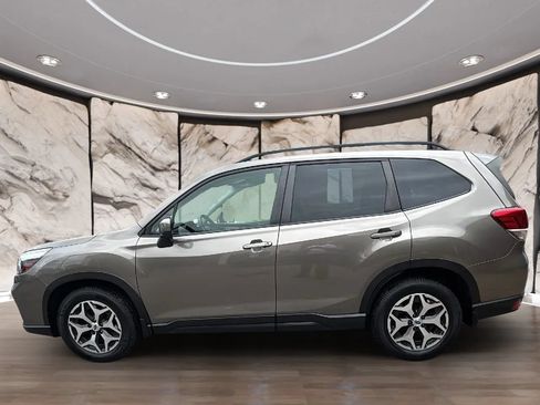 Used 2020 Subaru Forester Premium AWD/4WD image 29