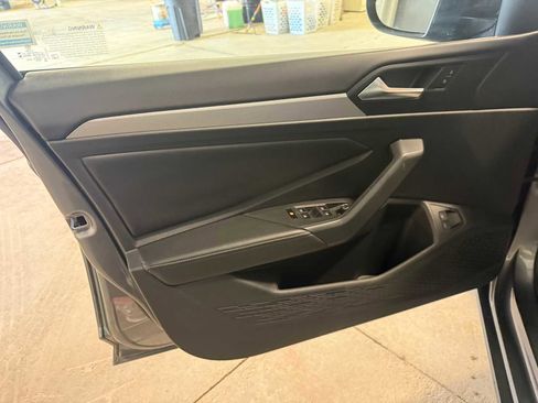 Used 2023 Volkswagen Jetta Sport FWD image 20