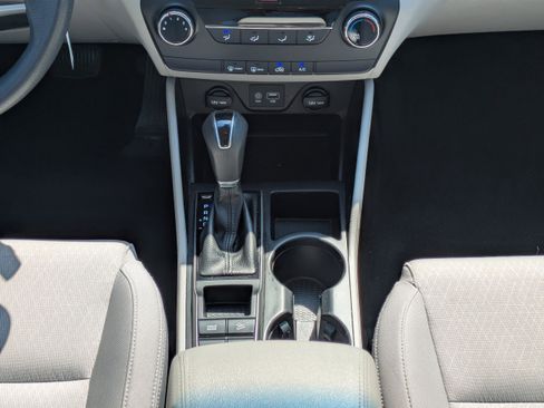 Used 2017 Hyundai Tucson SE image 19