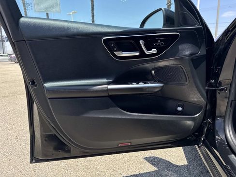 Used 2022 Mercedes-Benz C 300 Sedan image 18