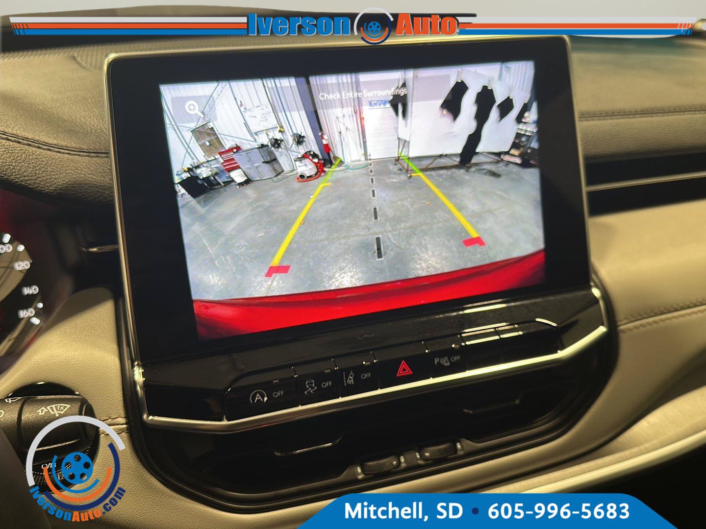 Used 2025 Jeep Compass Limited AWD/4WD image 19