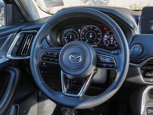 New 2025 MAZDA CX-70 Plug-In Hybrid w/ Premium Pkg image 15