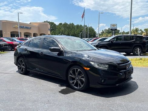 Used 2020 Honda Civic Sport image 2